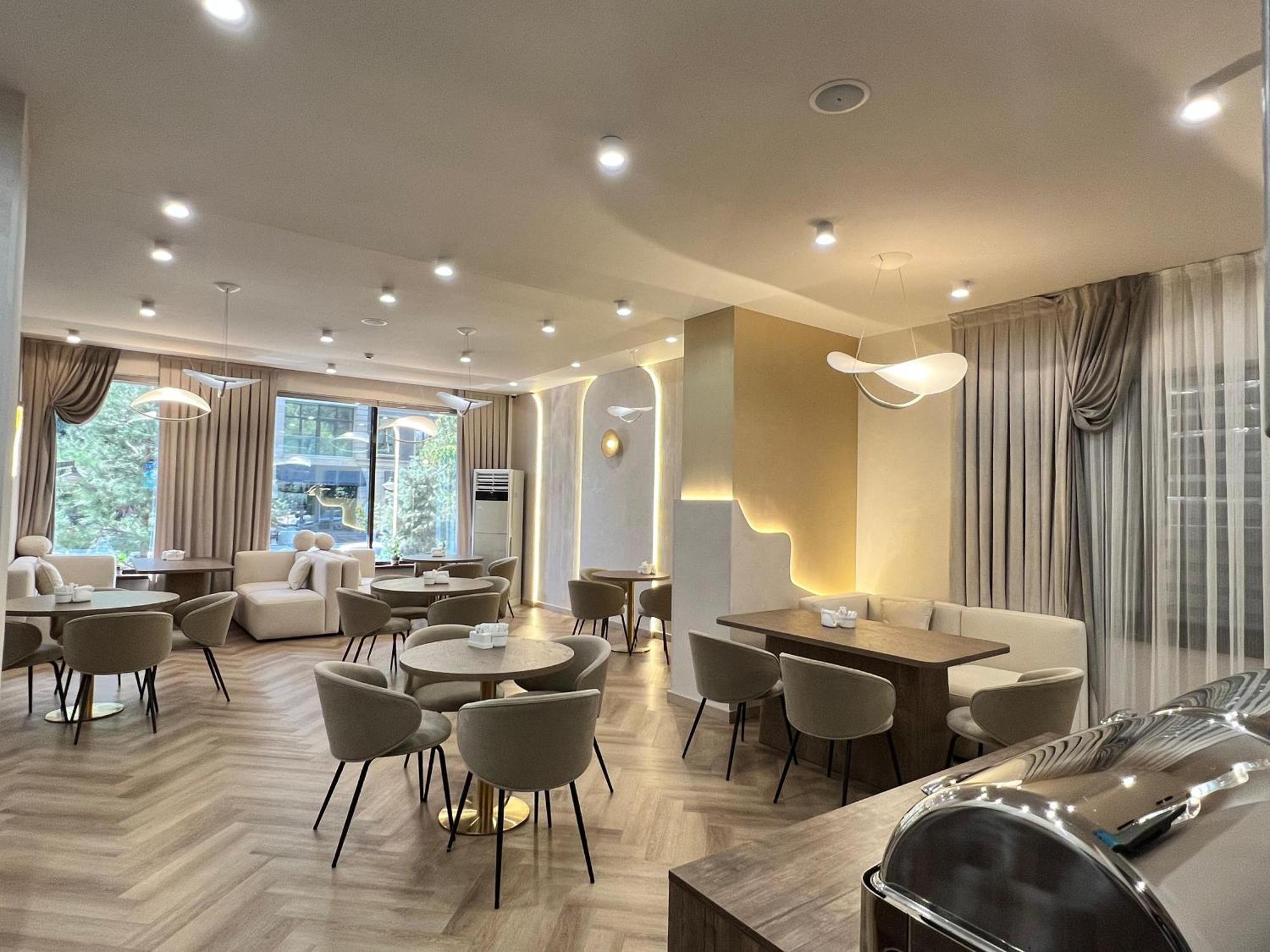 Hotel Fn ชุมเกนท์ ภายนอก รูปภาพ