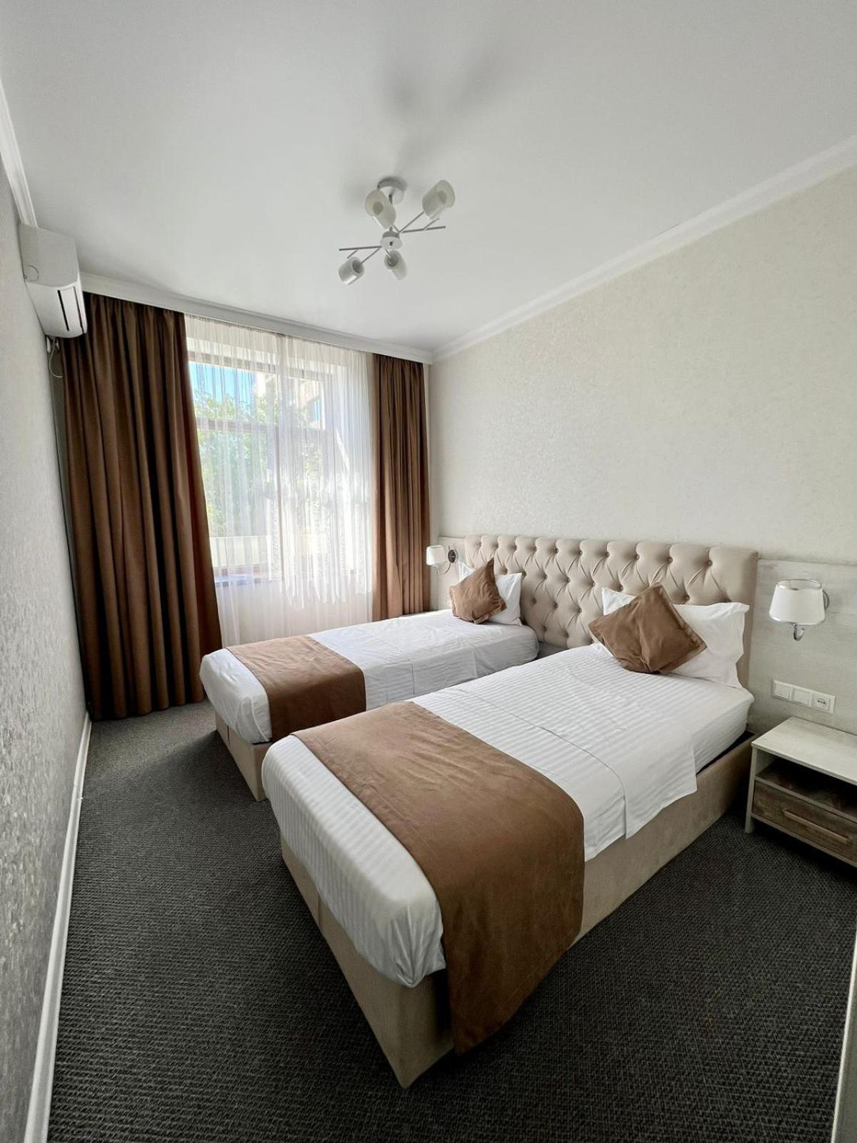 Hotel Fn ชุมเกนท์ ภายนอก รูปภาพ