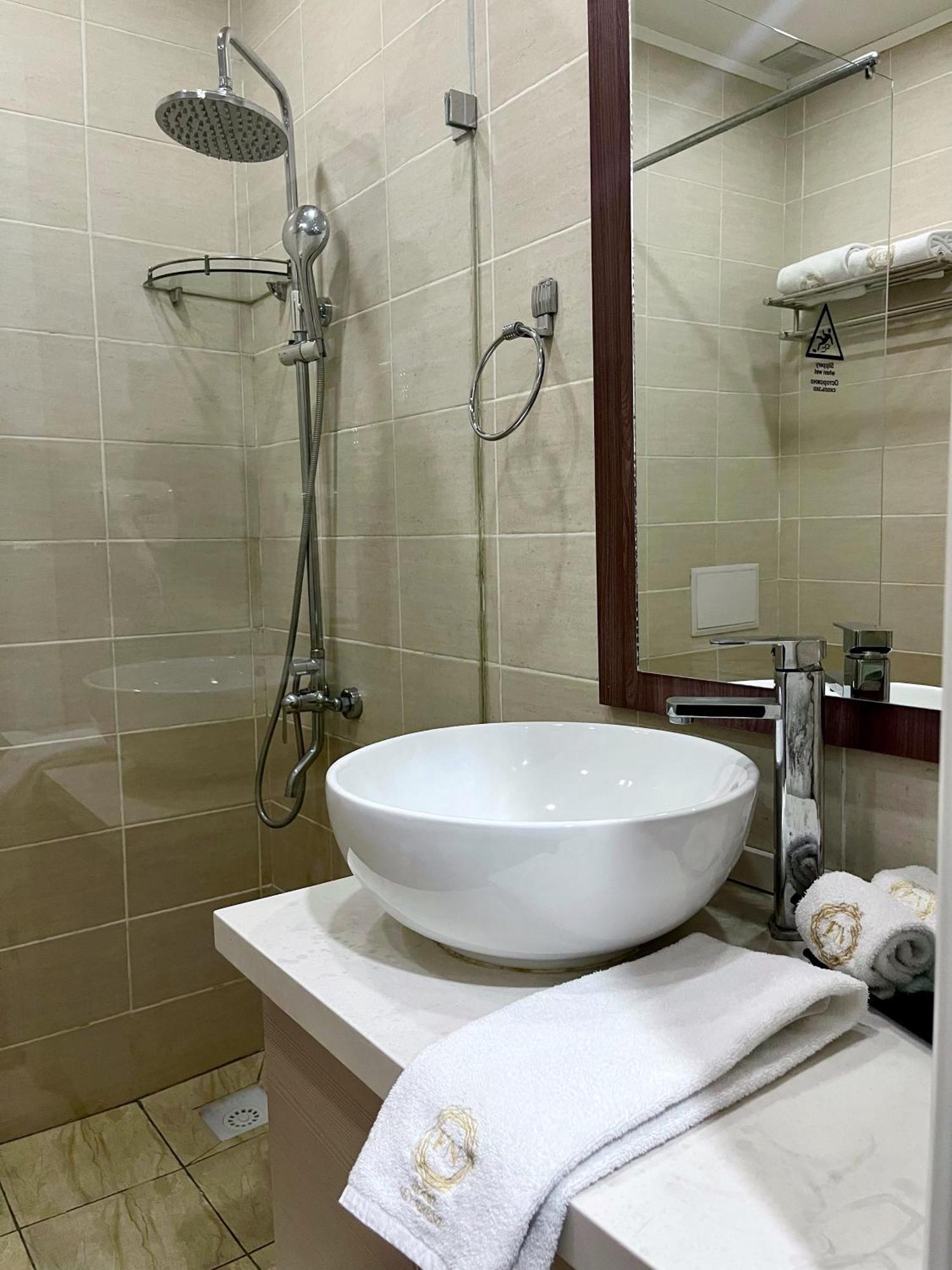 Hotel Fn ชุมเกนท์ ภายนอก รูปภาพ